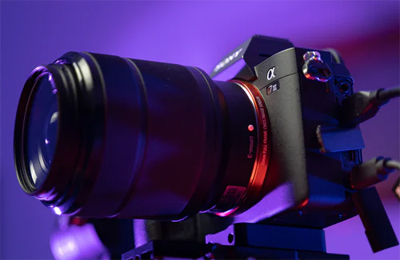 上海廣告片拍攝:城市光影里的品牌魔法工坊 上海廣告片拍攝:城市光影里的品牌魔法工坊